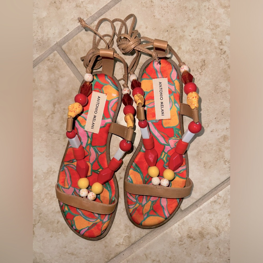 NWOT Antonio Melani Sandals Size 6